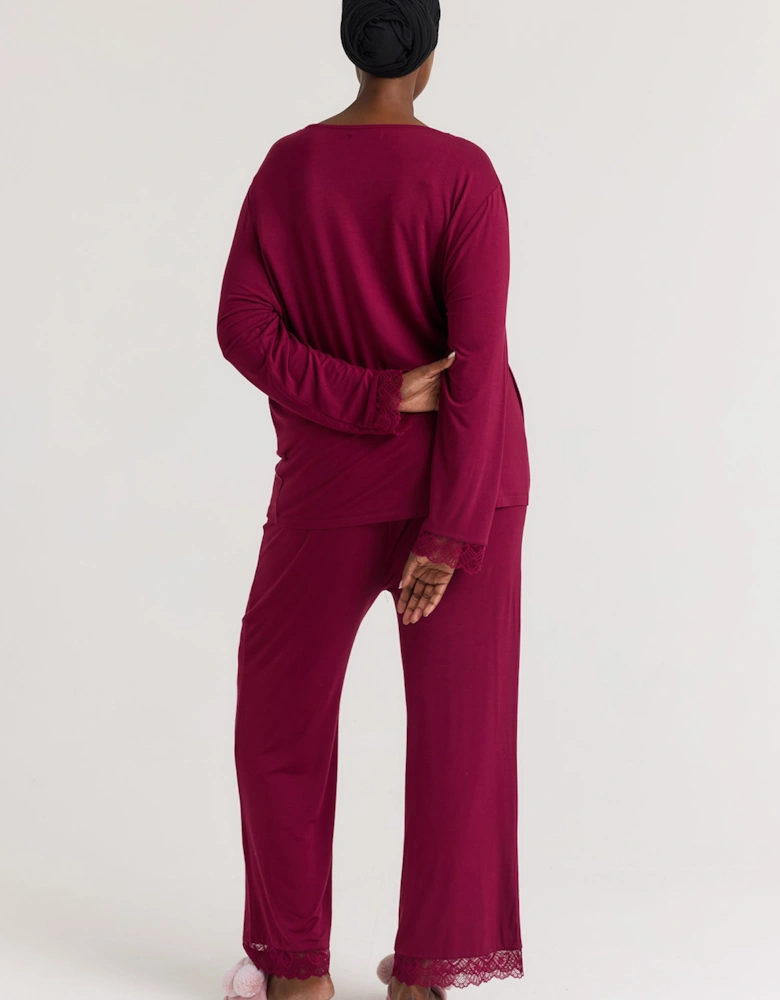 Bamboo Lace V-Neck Pyjama Set in Bordeaux