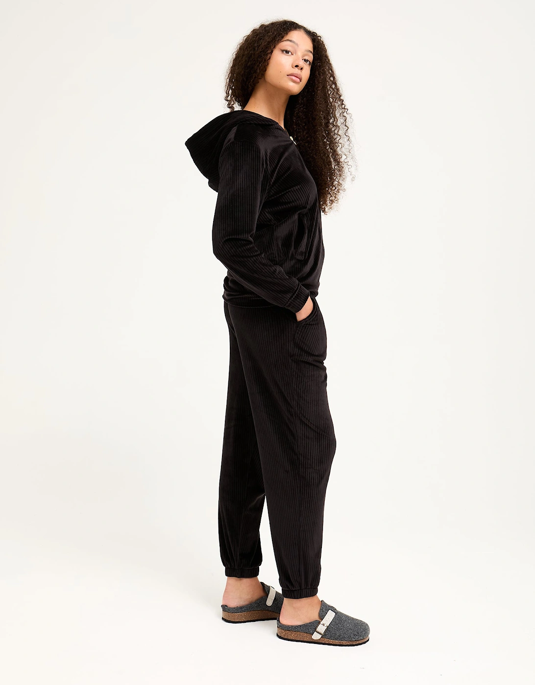 Velour Hoody Jogger Set in Black