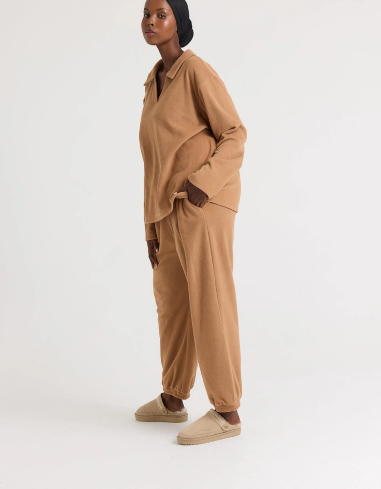 Fleece Lounge Set in Tan