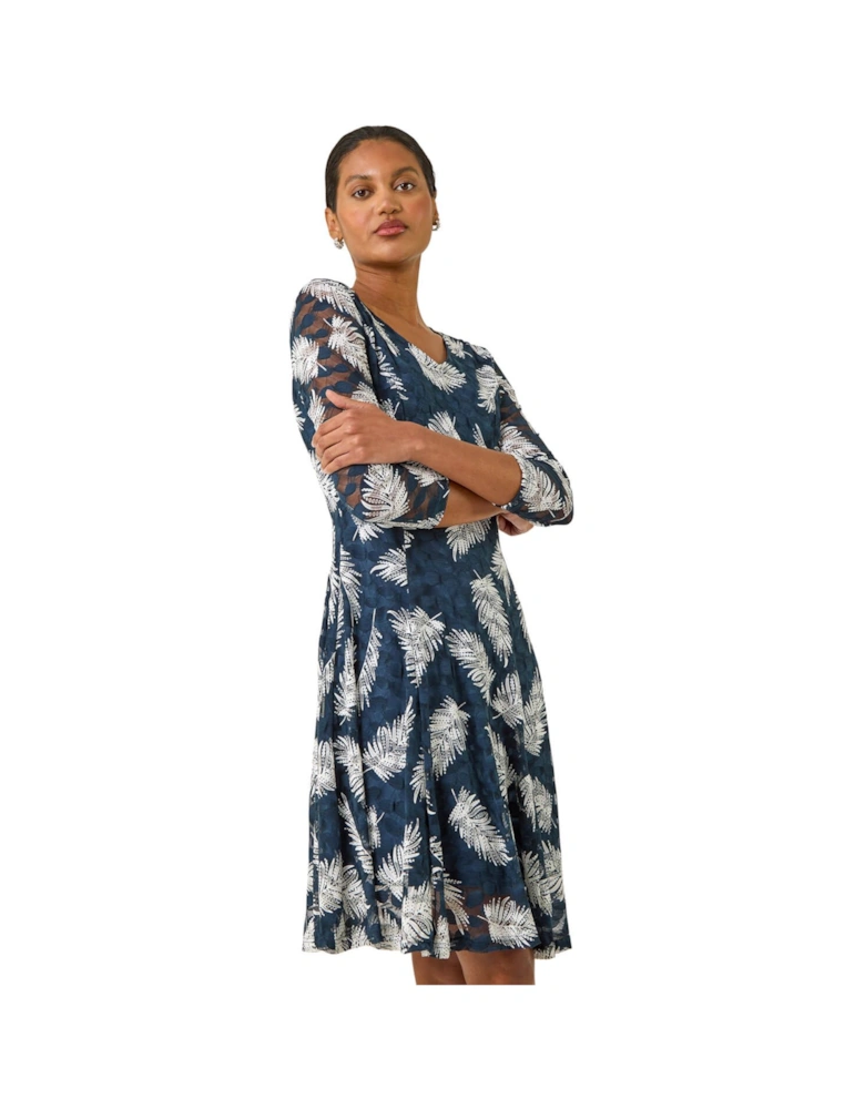 Leaf Print Lace Stretch Dress
