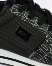 Thumbnail 3 of 6