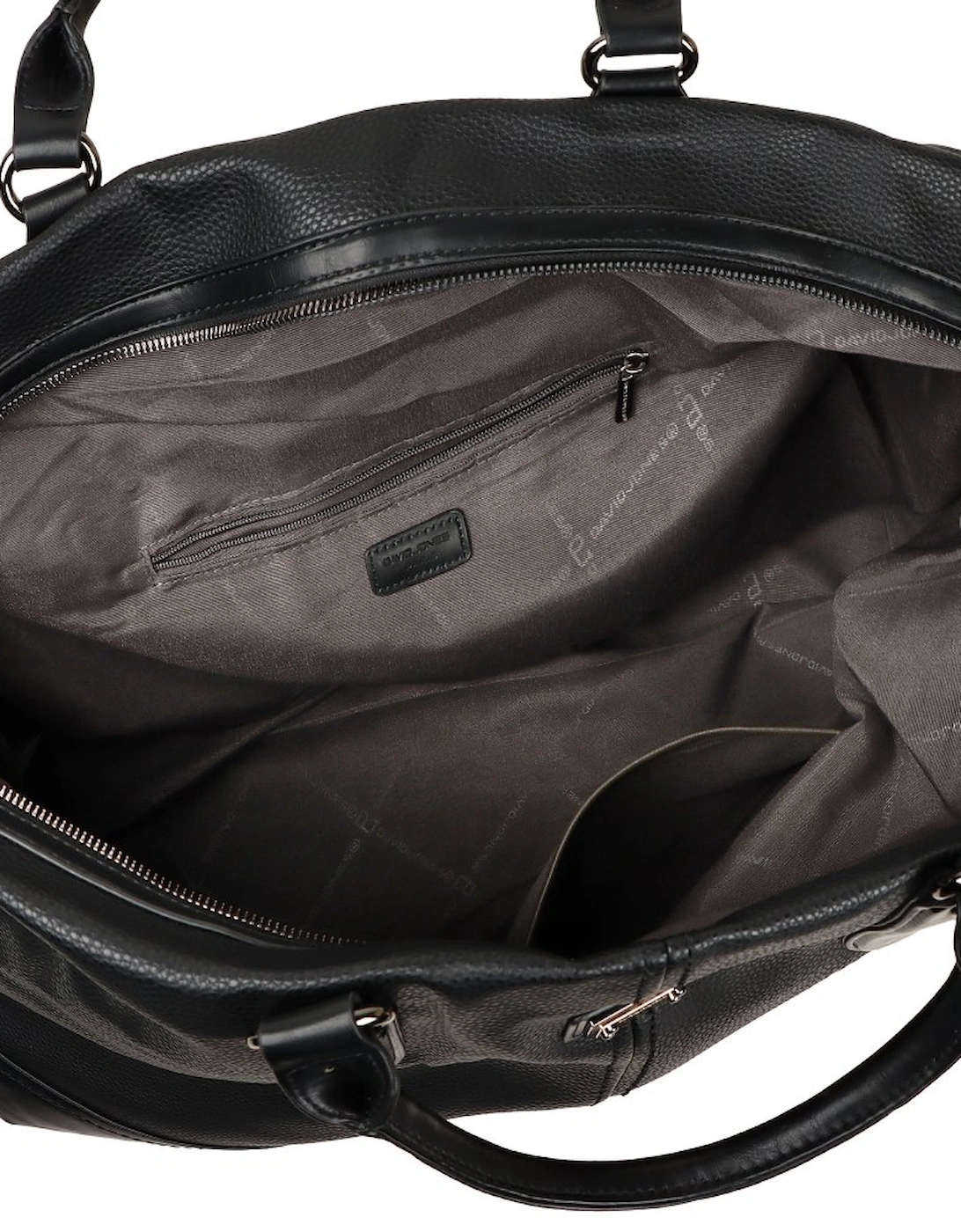 Spruce Holdall