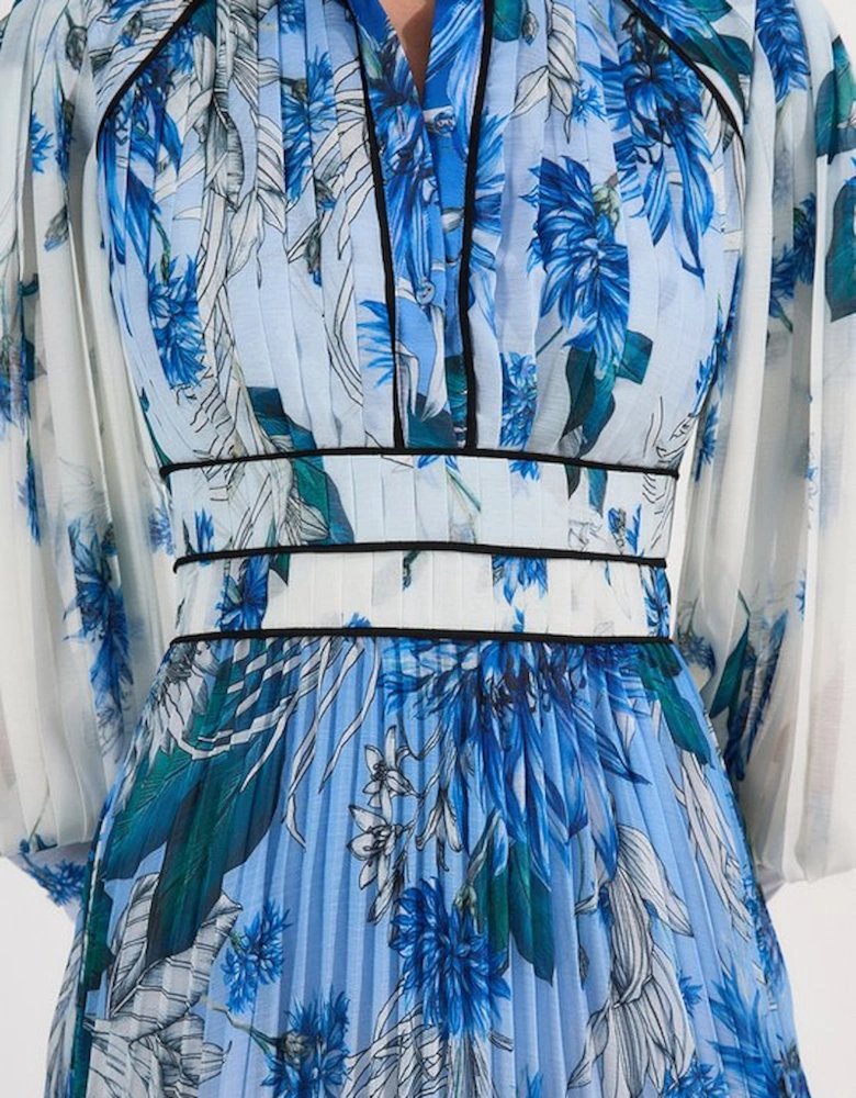 Scattered Floral Print Pleated Maxi Dress