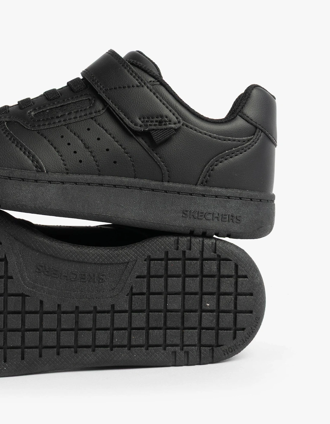 405638L/BBK QUICK STREET Boys School Trainers Black