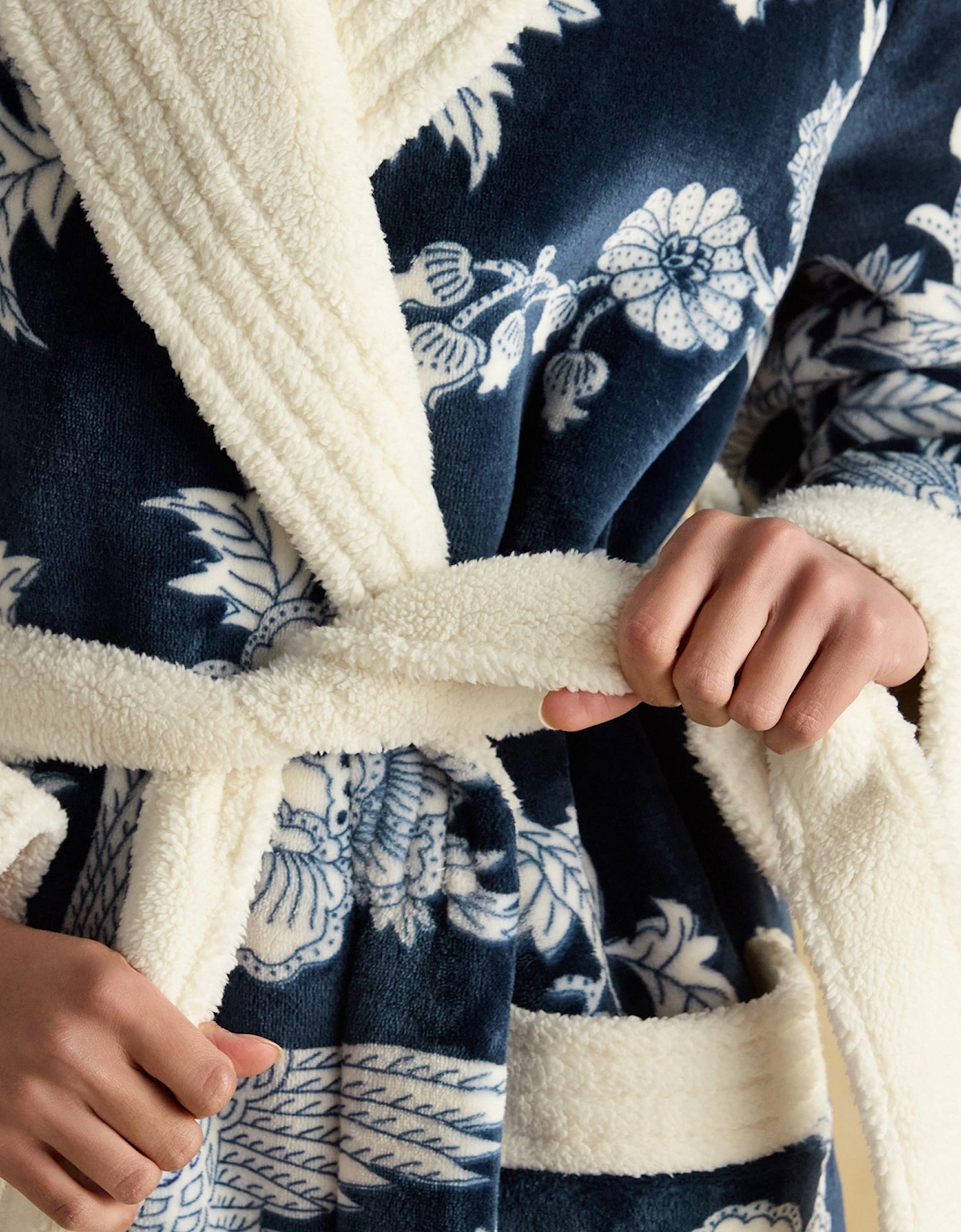 MATILDA Womens Robe Navy
