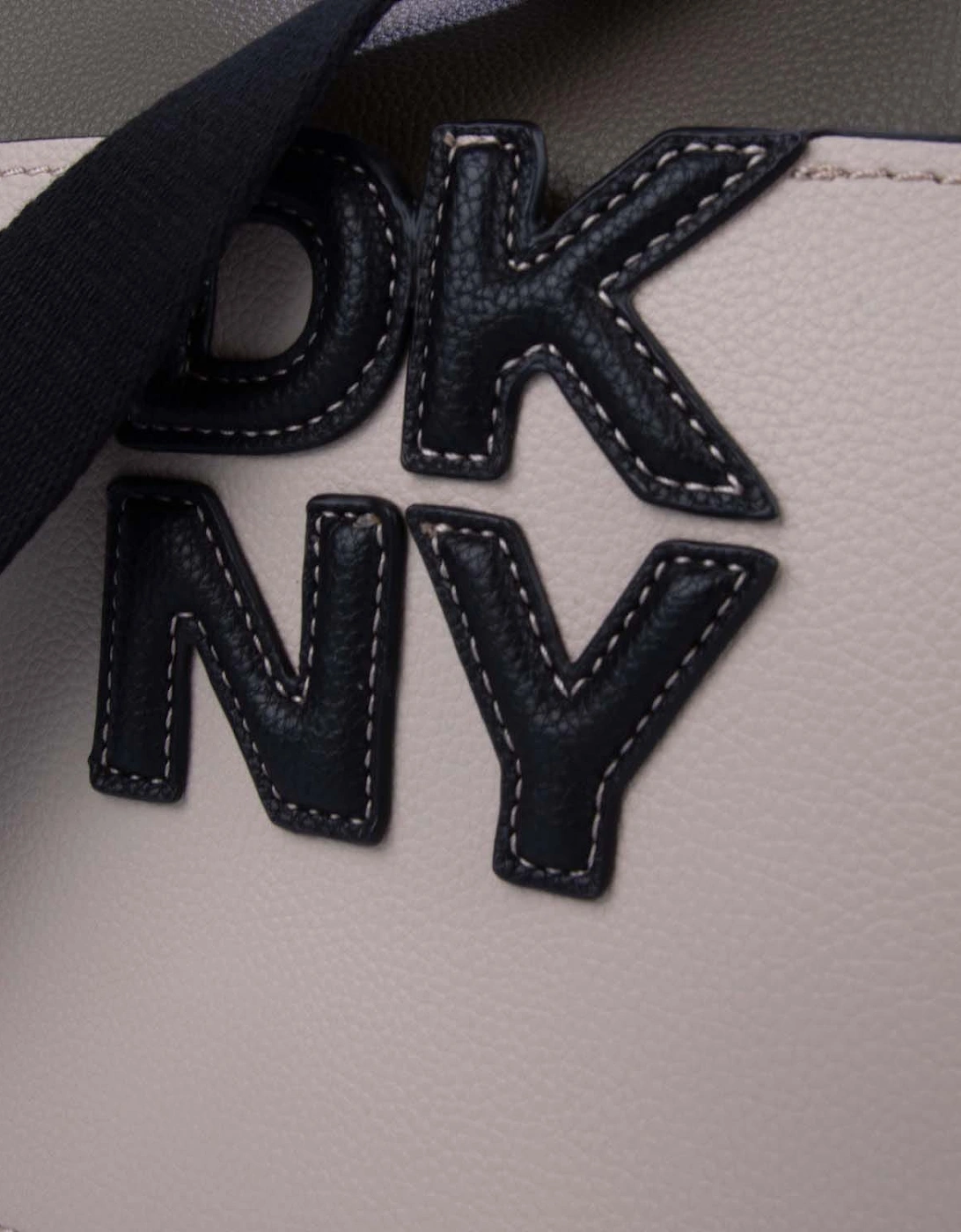 Rafa Bucket Bag