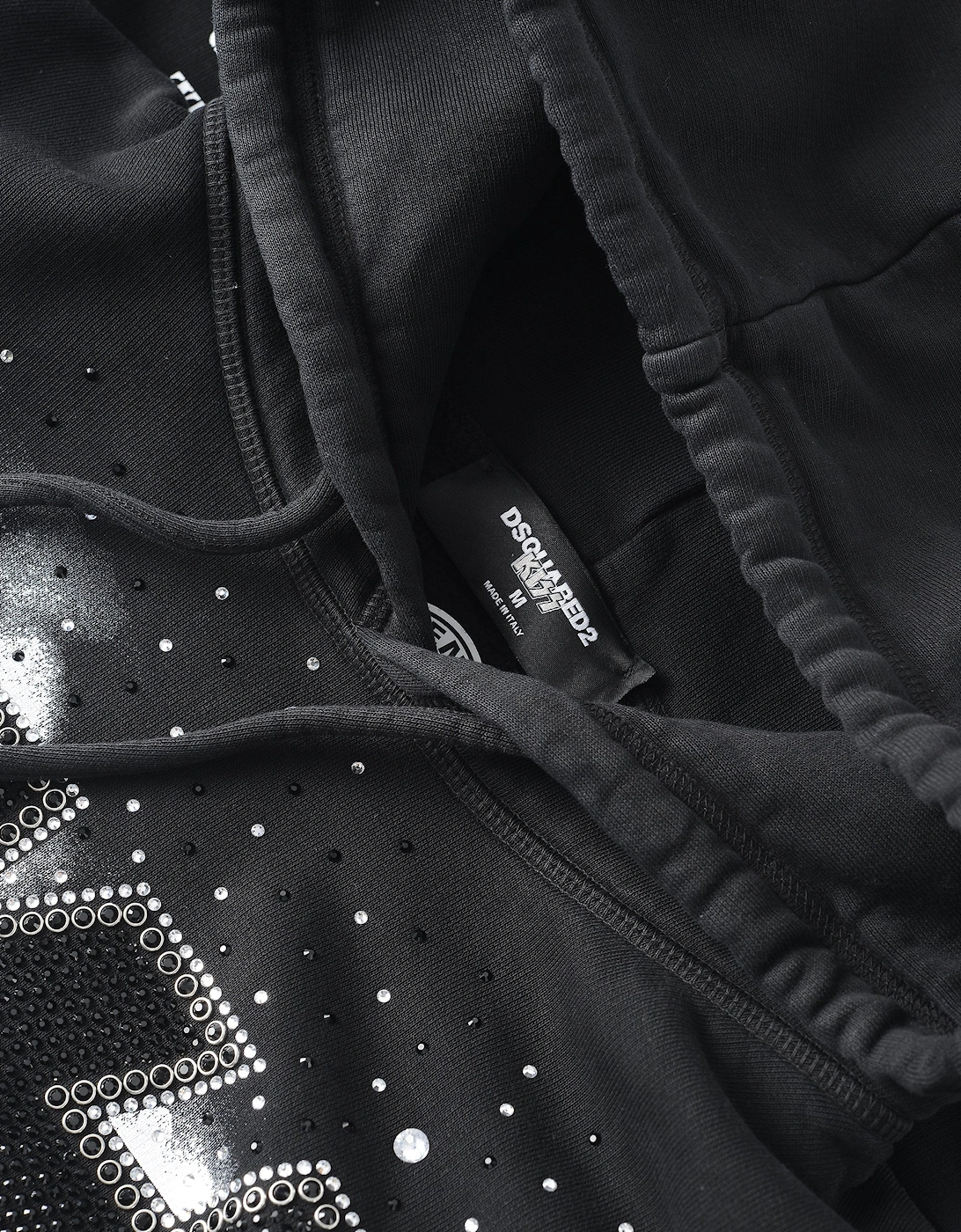 KISS HOODED TOP