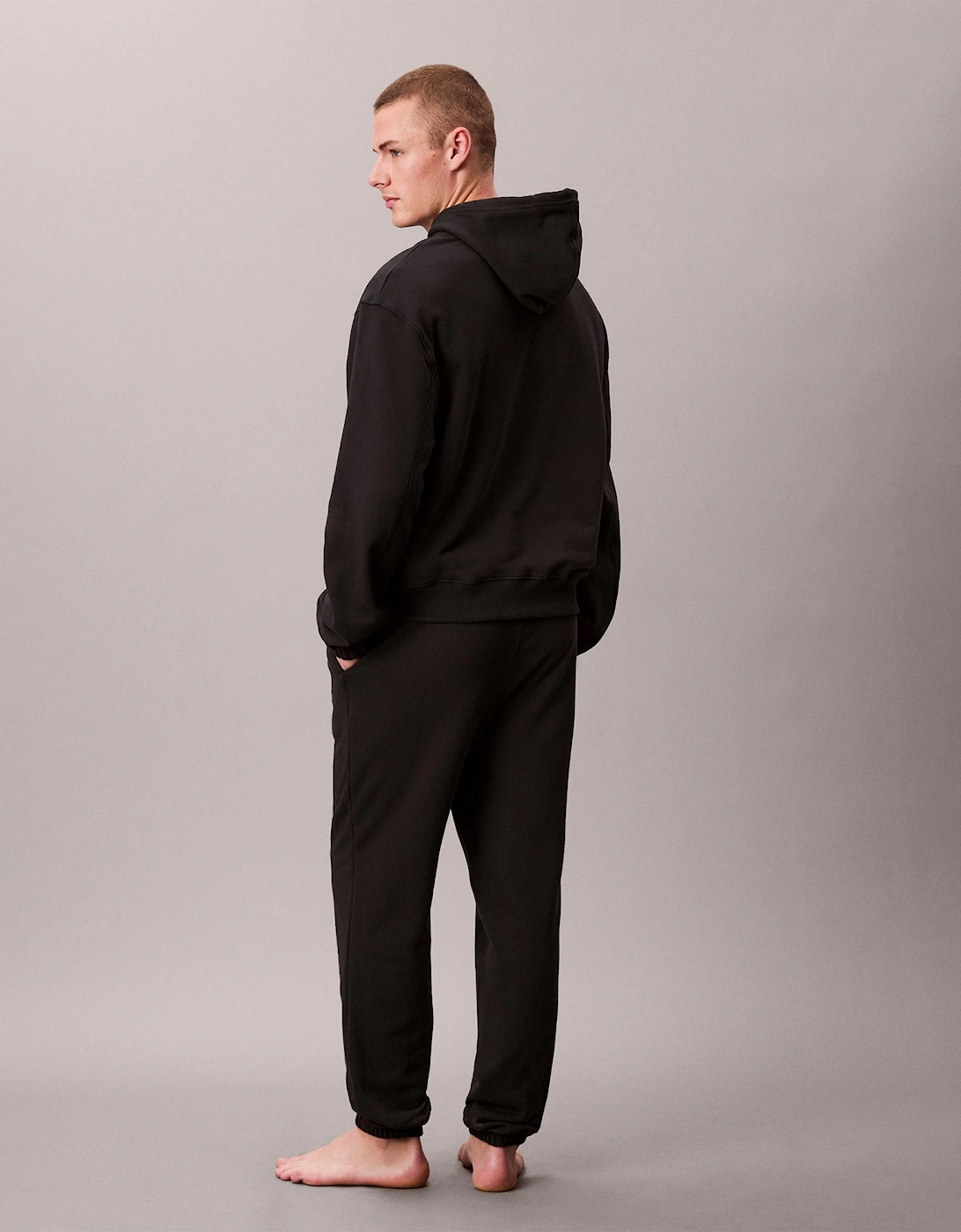 JOGGER Mens Black