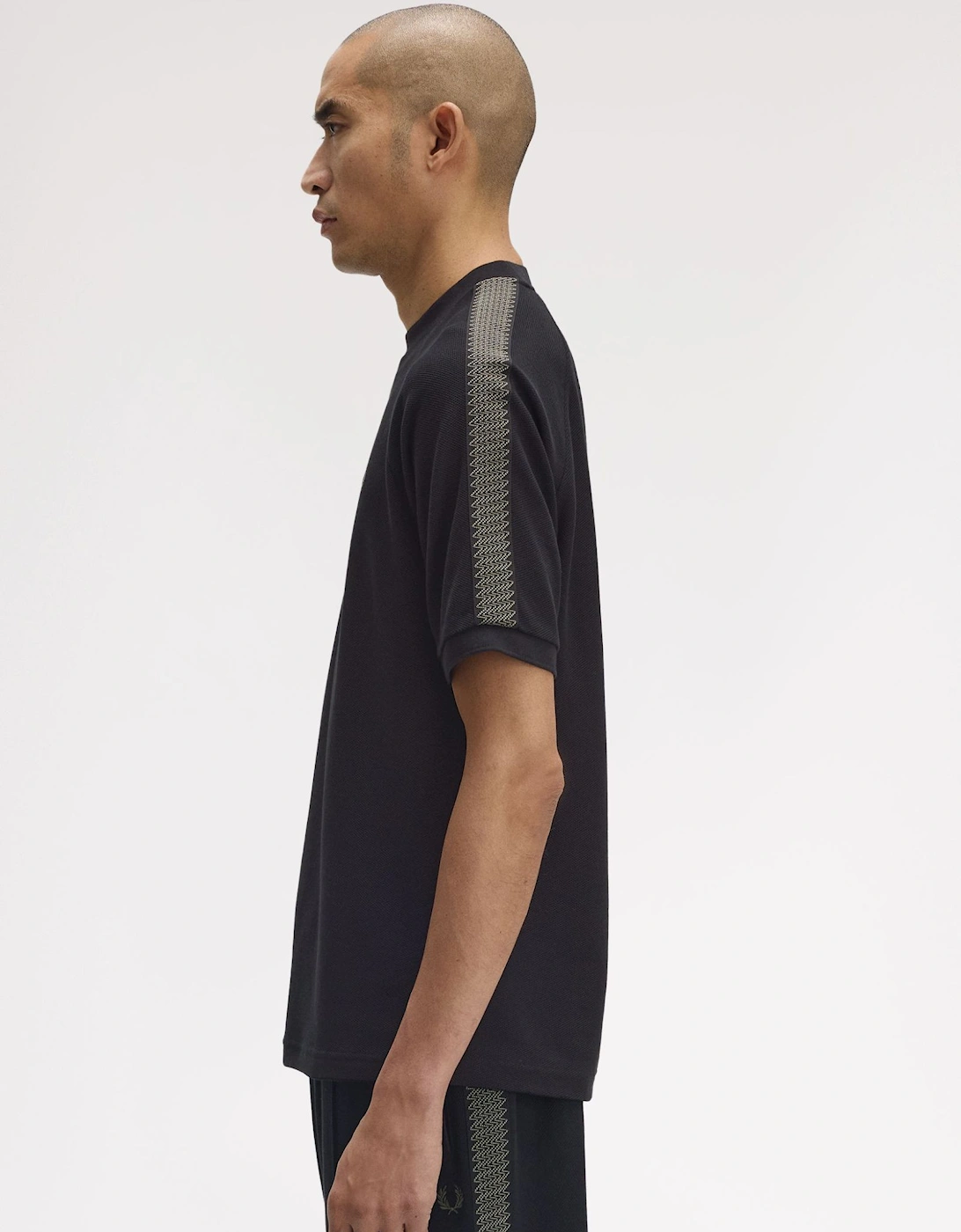 Tennis Grip Taped T-Shirt M1697 Black / Green