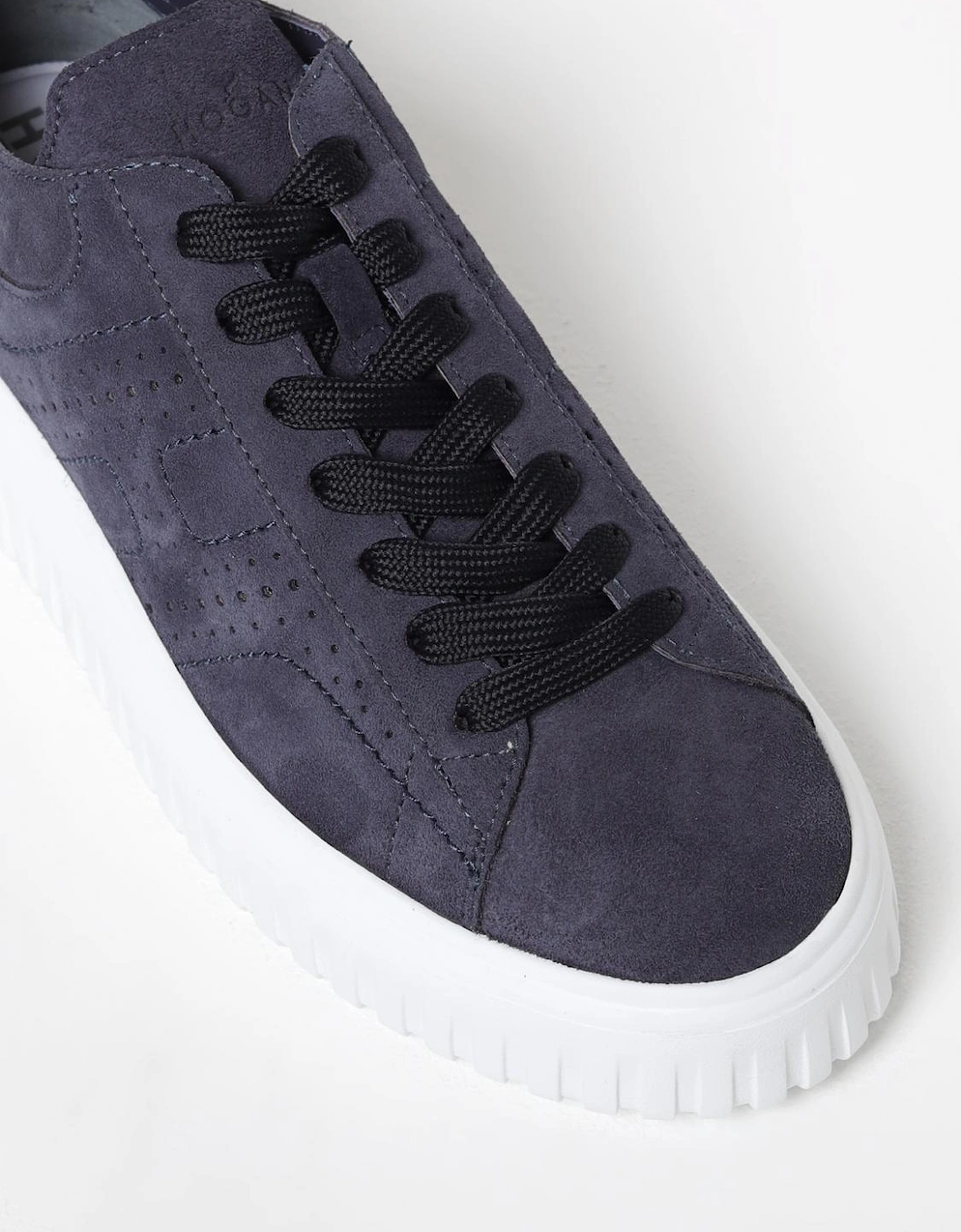 Interactive Sneaker Platform