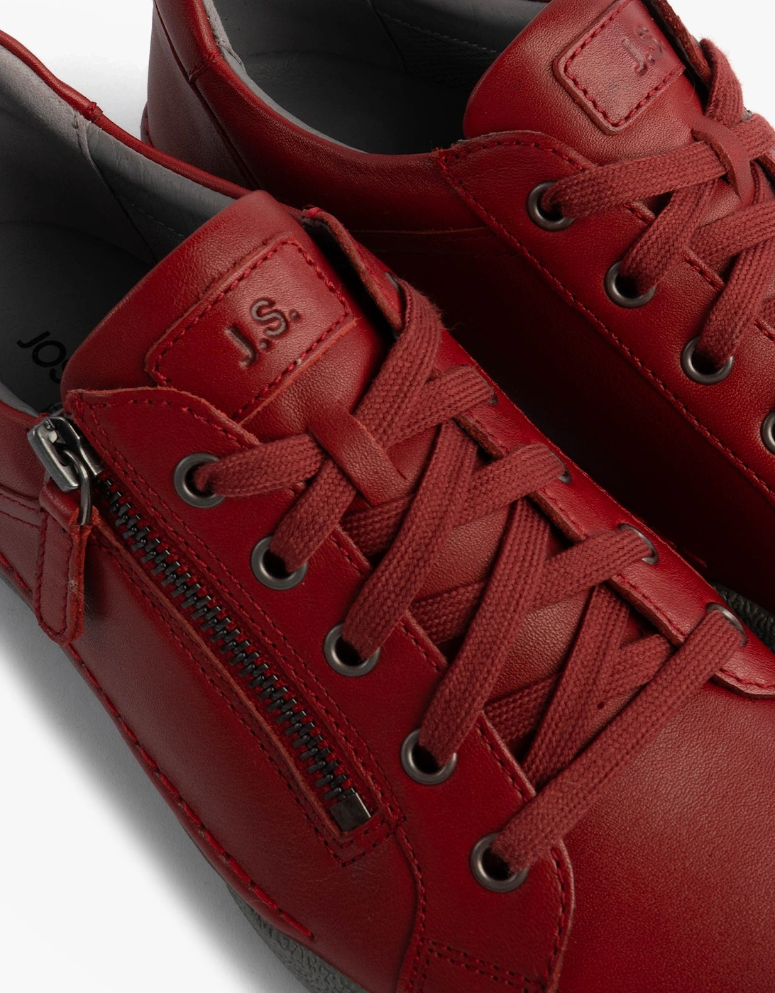 Claire 13 Womens Casual Shoes Red