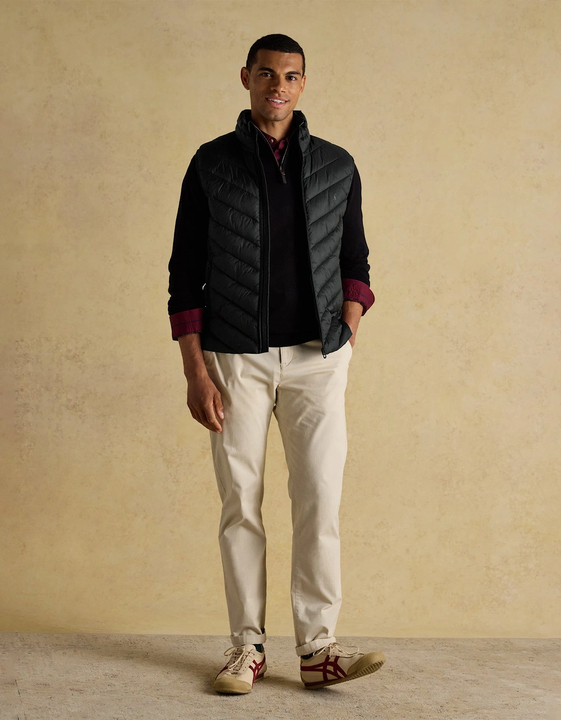 GARRETT Mens Showerproof Padded Gilet Black