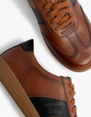 Thumbnail 4 of 6