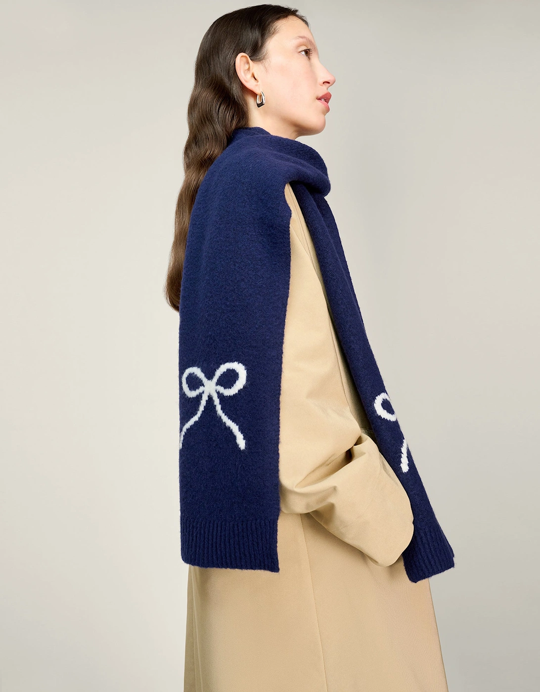 Molly Bow Scarf in Navy
