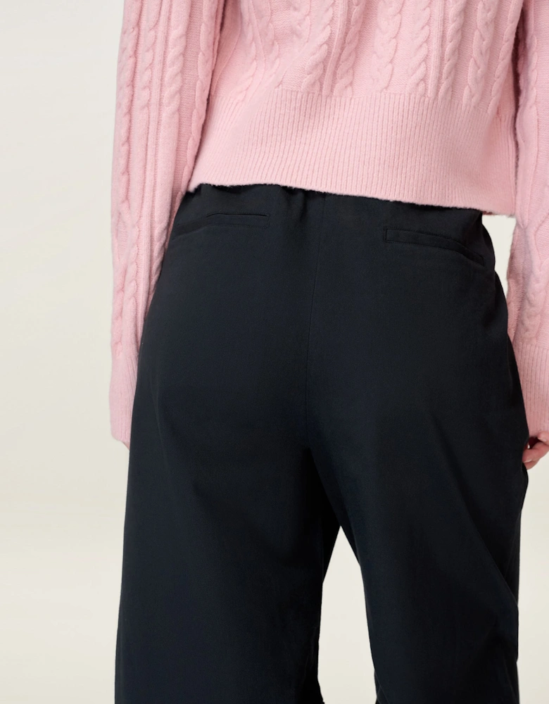 Ezra Trouser in Black