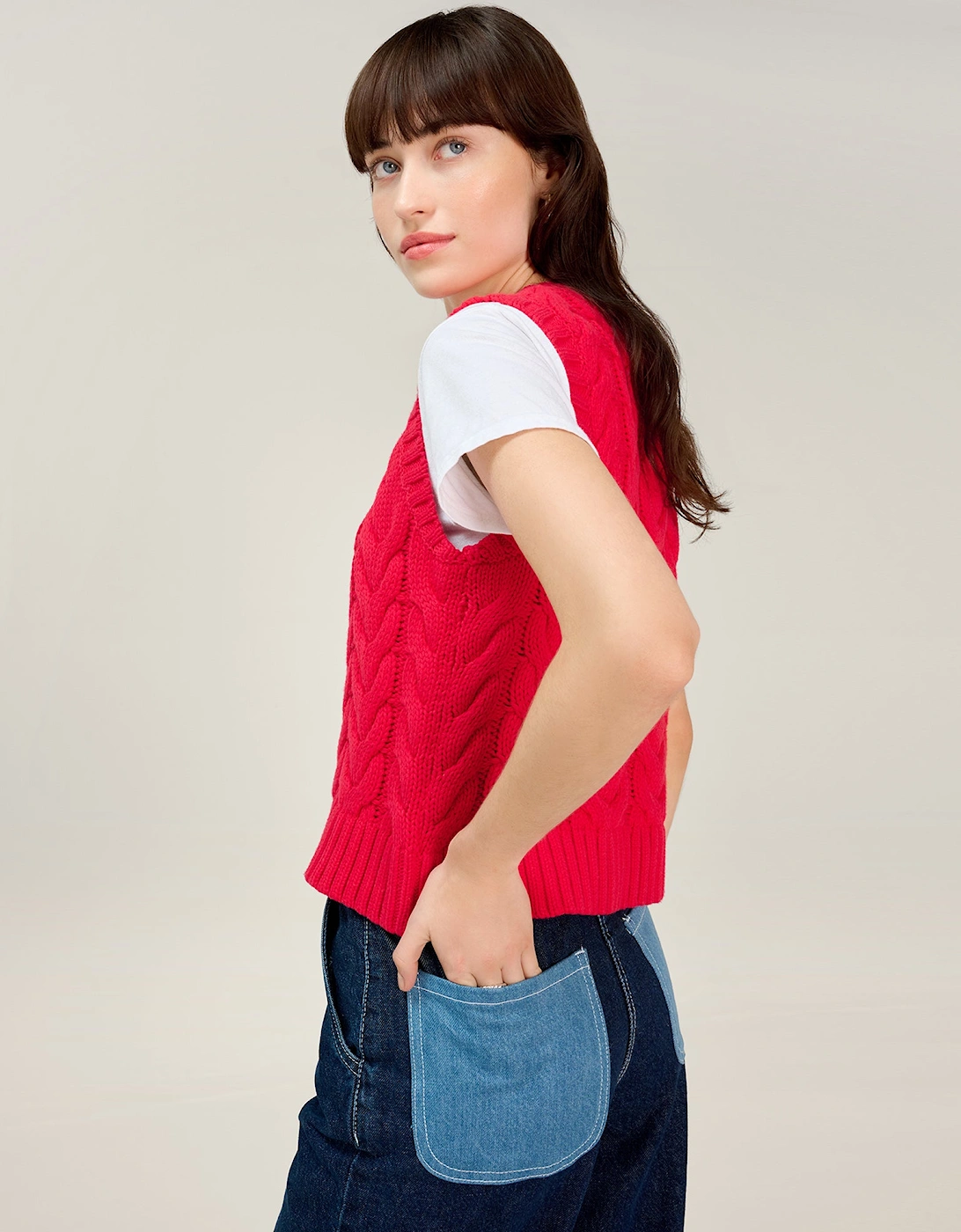 Matilda Cable Knitted Vest in Red