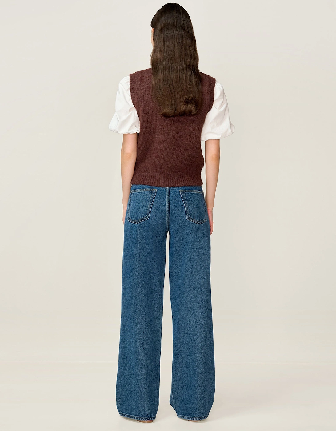 STUDIO Riri Vest in Coffee