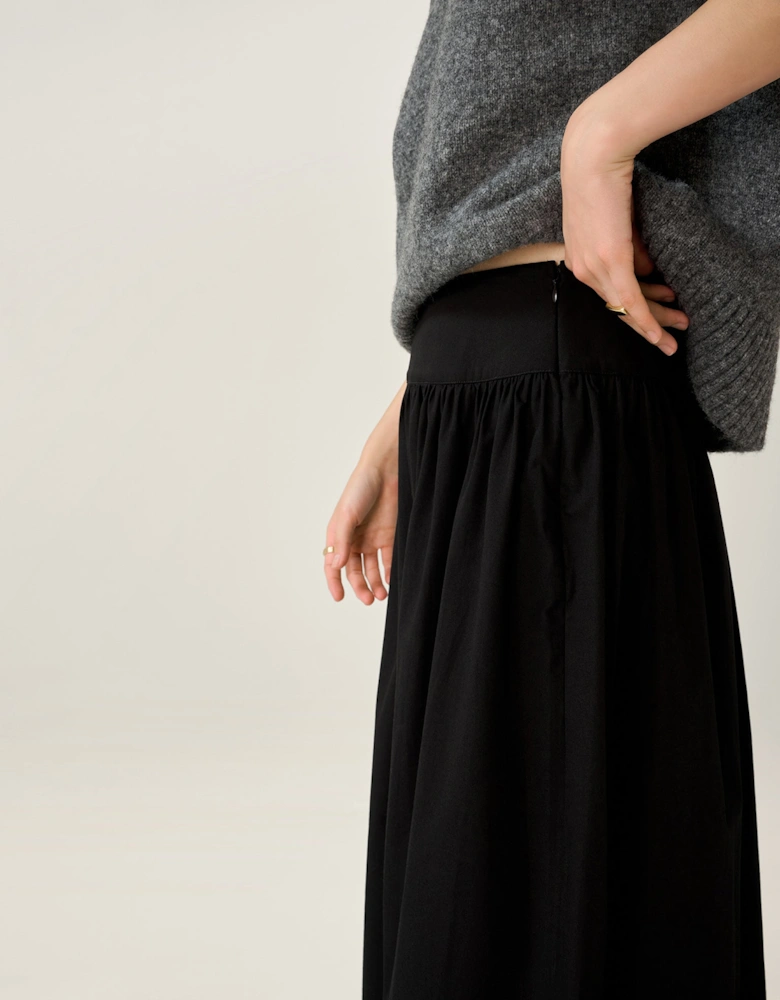 Darcie Skirt in Black