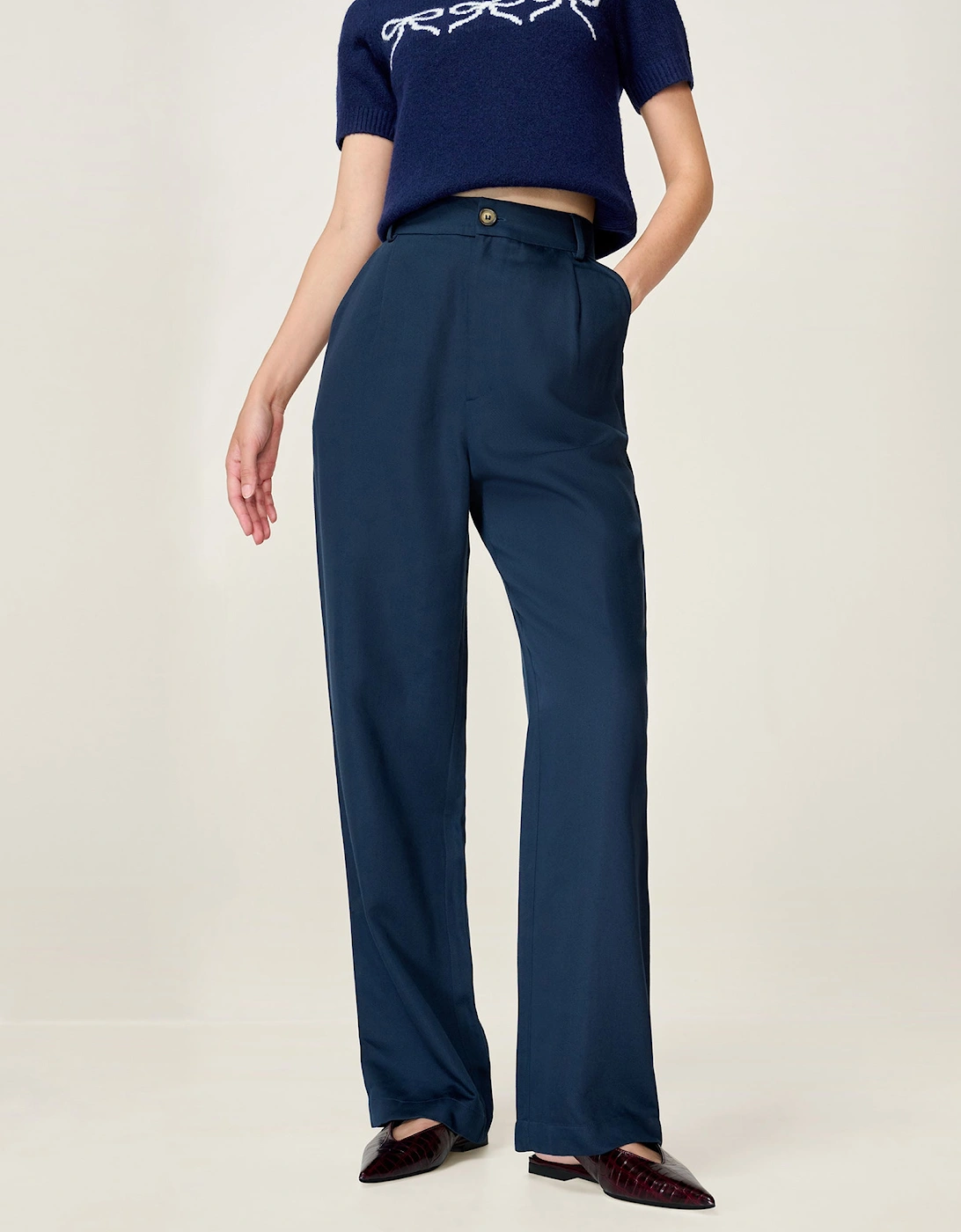 Cinnamon Trouser in Navy
