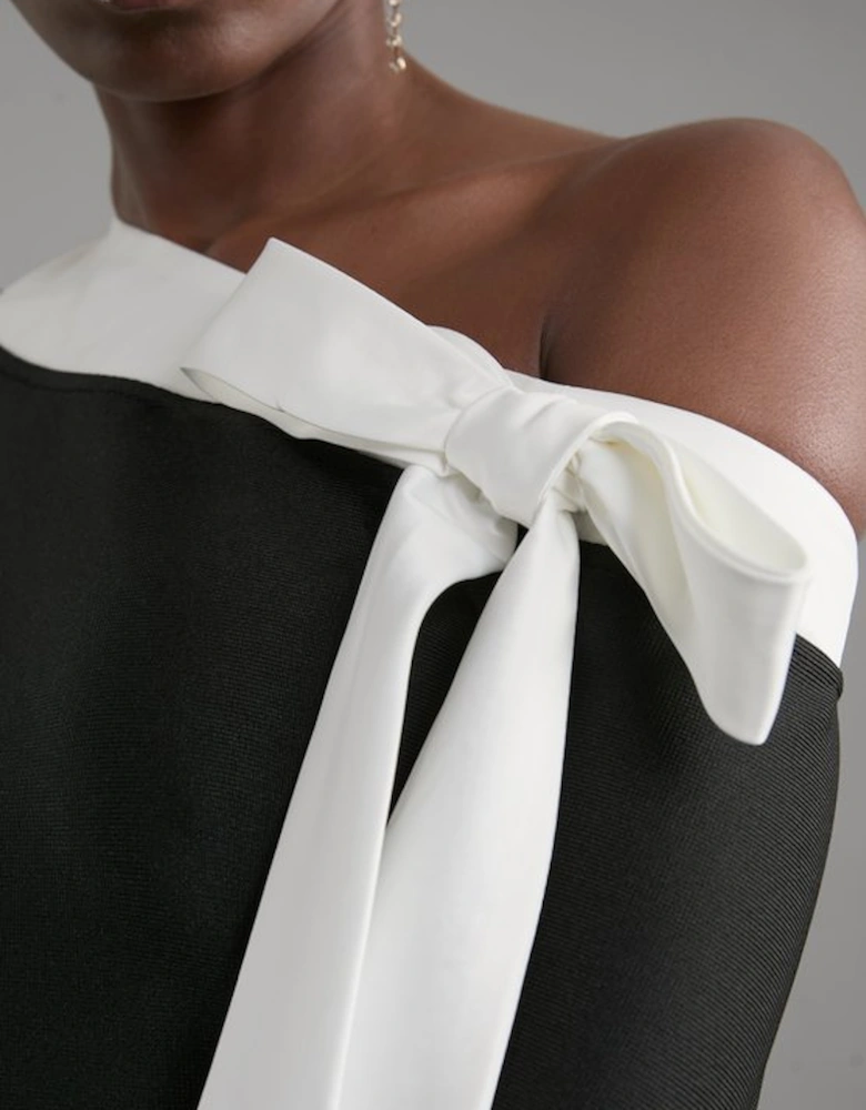 Figure Form Bandage Knit Contrast Bow Detail Maxi Dress