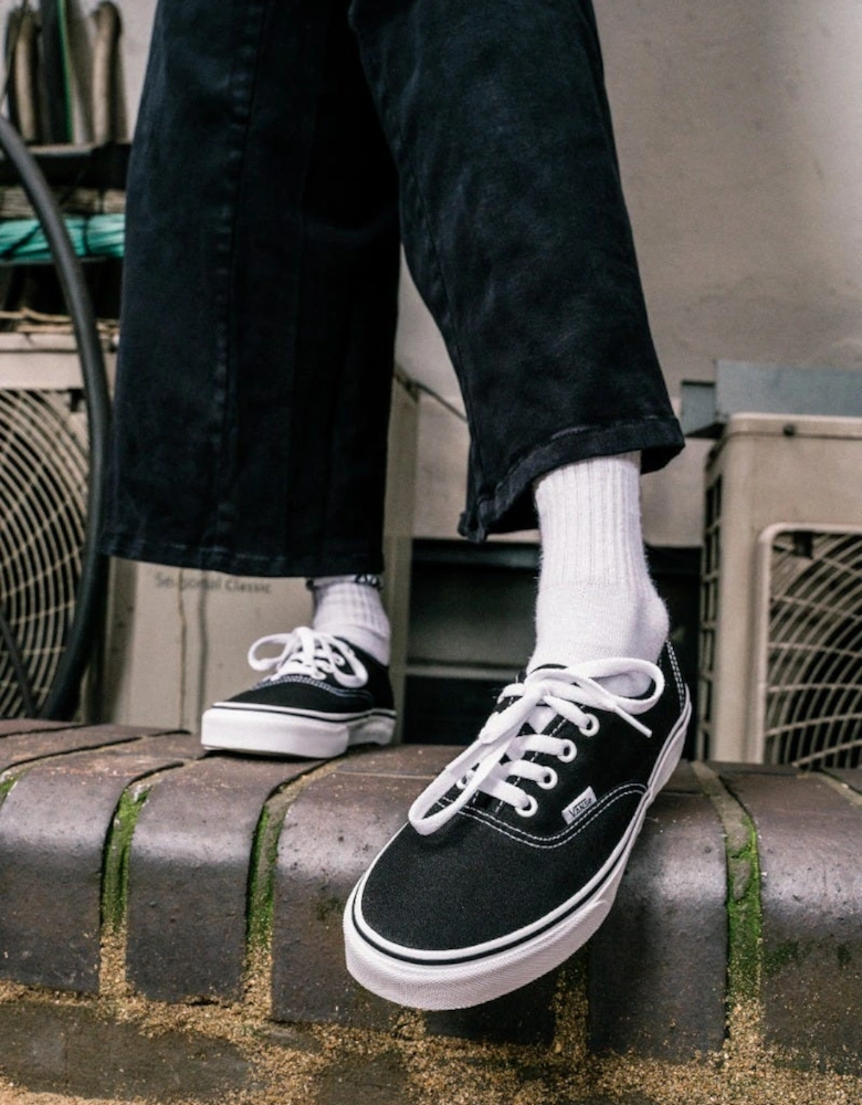 Authentic Black / White Canvas Trainers
