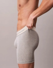 Thumbnail 2 of 4