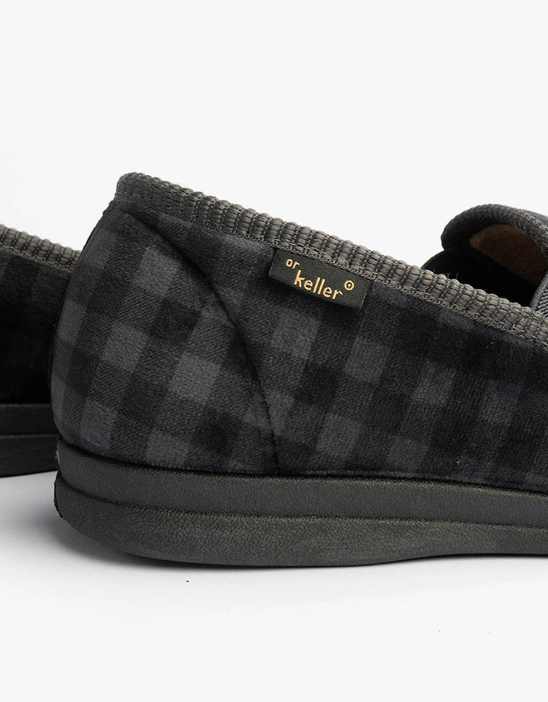 DARREN GUSS Mens Slippers Grey