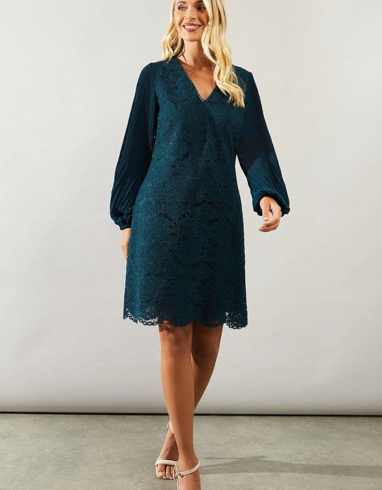 Petite Occasion Lace Pleat Sleeve Shift Dress