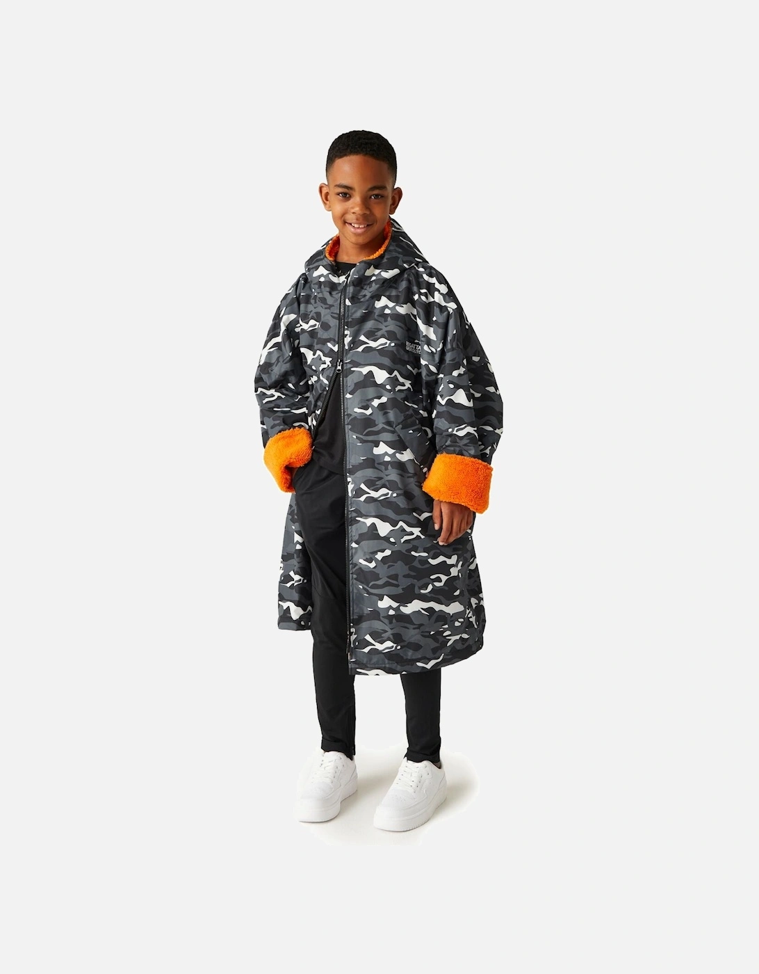 Kids Spirit Of Adventure Waterproof Changing Robe, 2 of 1
