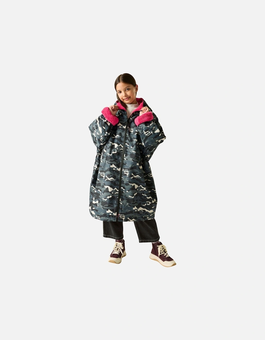 Kids Spirit Of Adventure Waterproof Changing Robe, 2 of 1