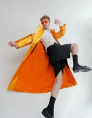 Thumbnail 5 of 6