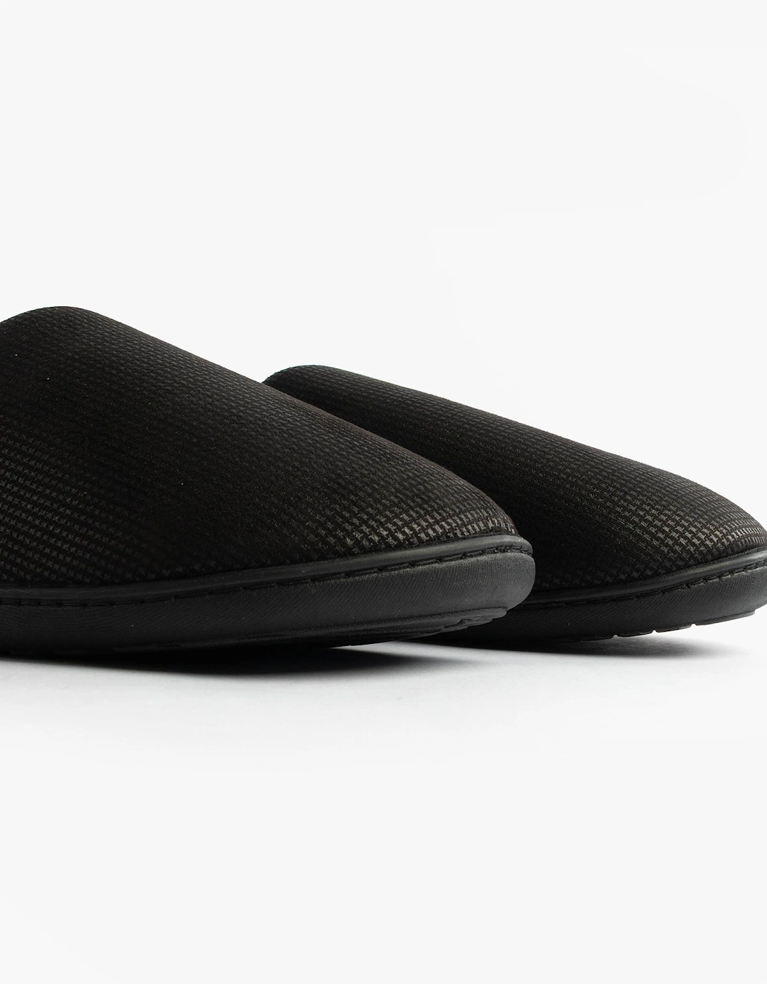 Isotoner SQUARE PATTERNED SMART MULE Mens Mule Slippers Black