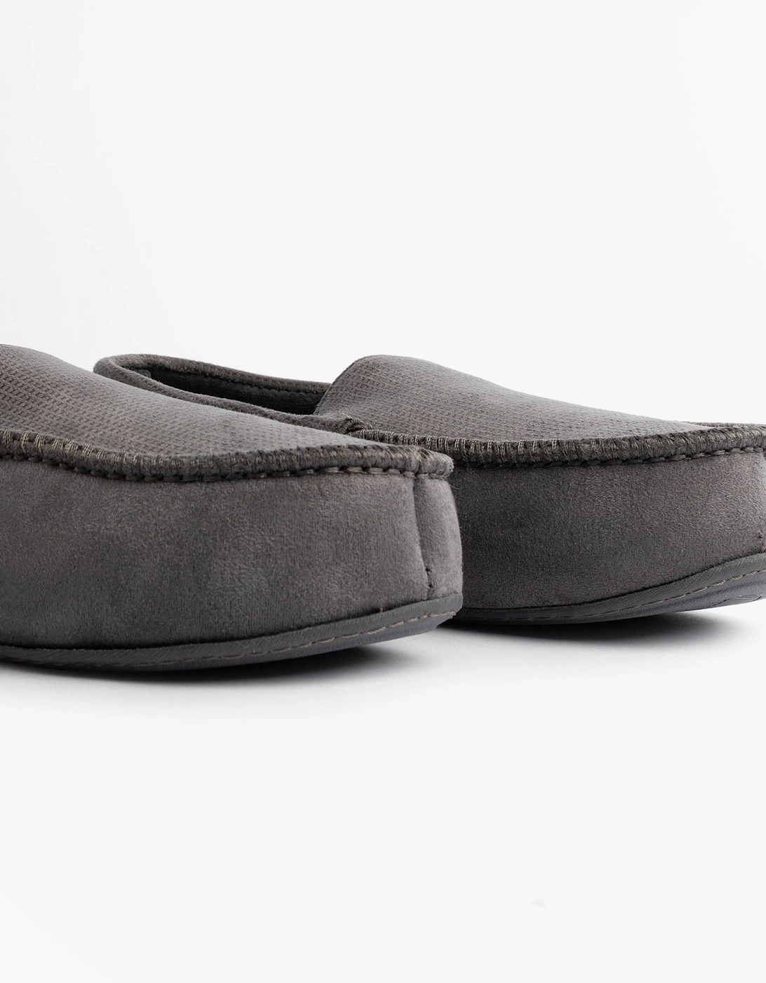 Isotoner SQUARE PATTERNED SMART MOCCASIN Mens Moccasin Slippers Grey