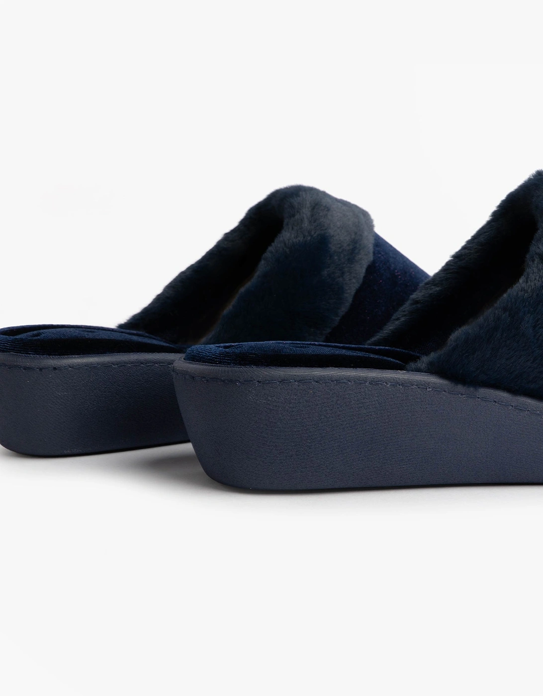 Isotoner SPARKLE VELOUR HEELED MULE Womens Mule Slippers Navy