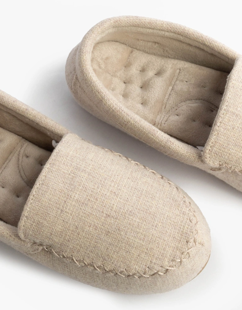 Isotoner TEXTURED Womens Moccasin Slippers Light Brown