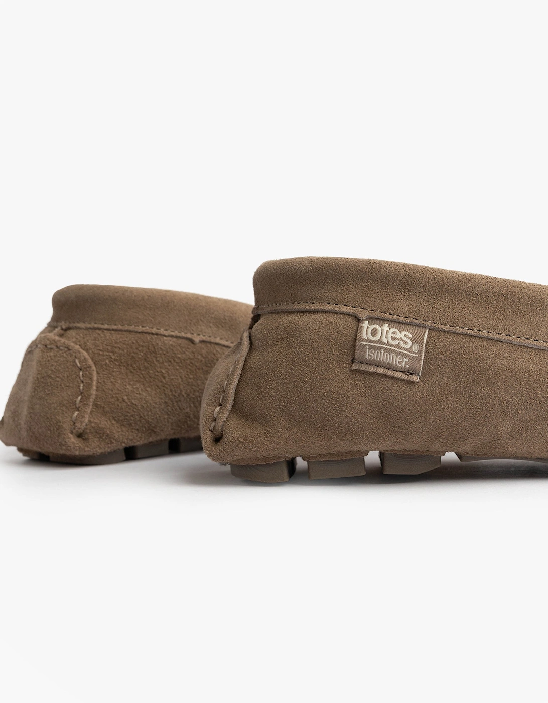 Isotoner SUEDE CLASSIC Moccasin Slippers Mens Sand