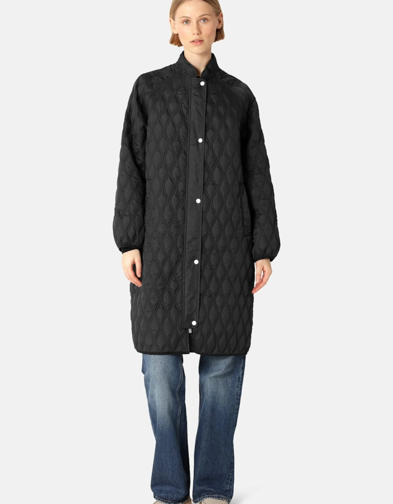 Long quilt jacket in black