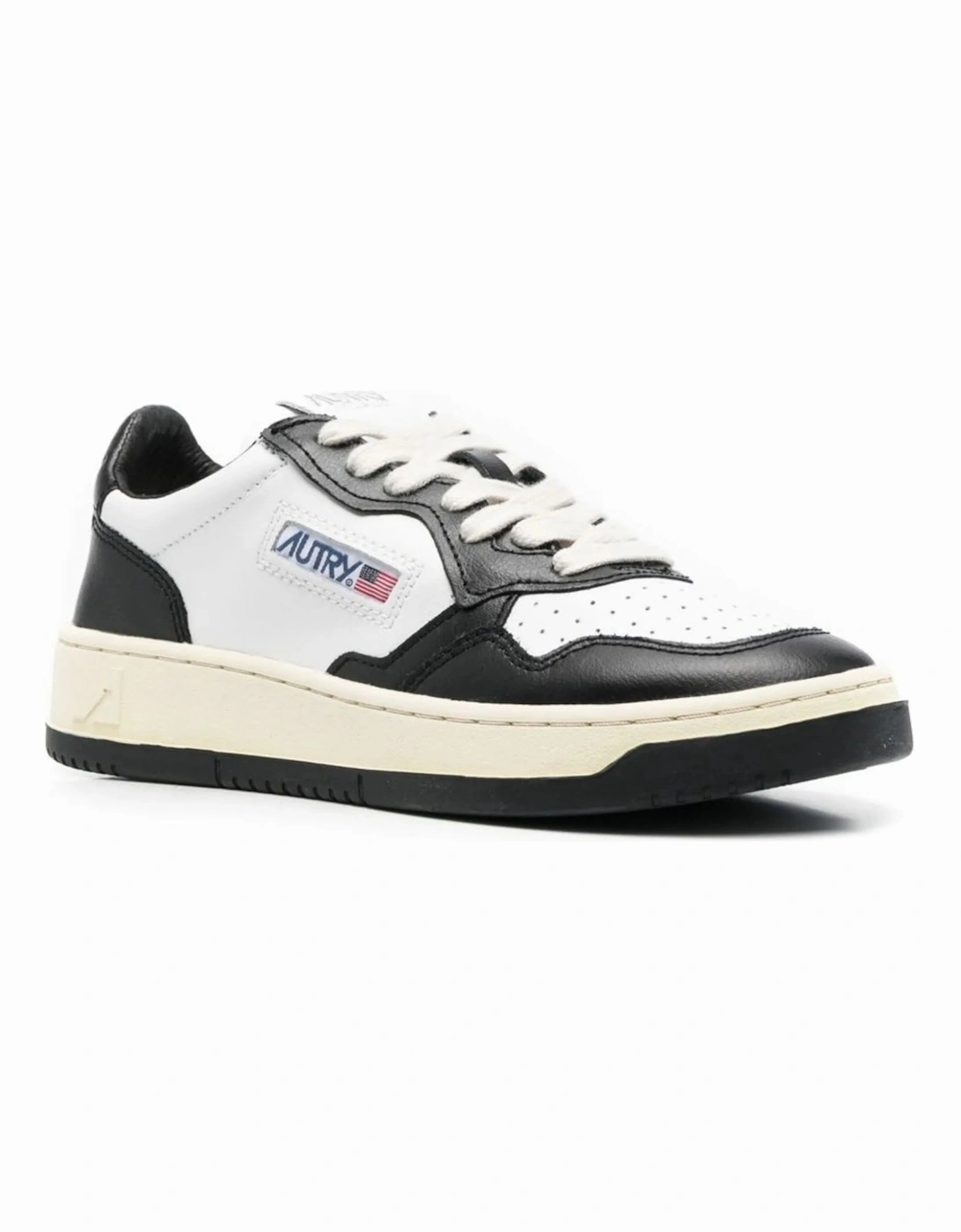 Womens Medalist Sneakers White/Black