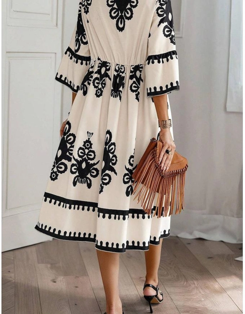 Beige Western Geometric Print 3/4 Sleeve Loose Midi Dress