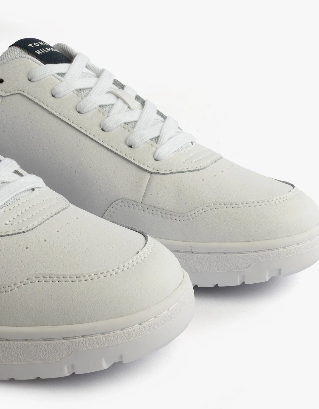 TH BASKET CORE LTH Mens Court Trainers Trainers Rwb