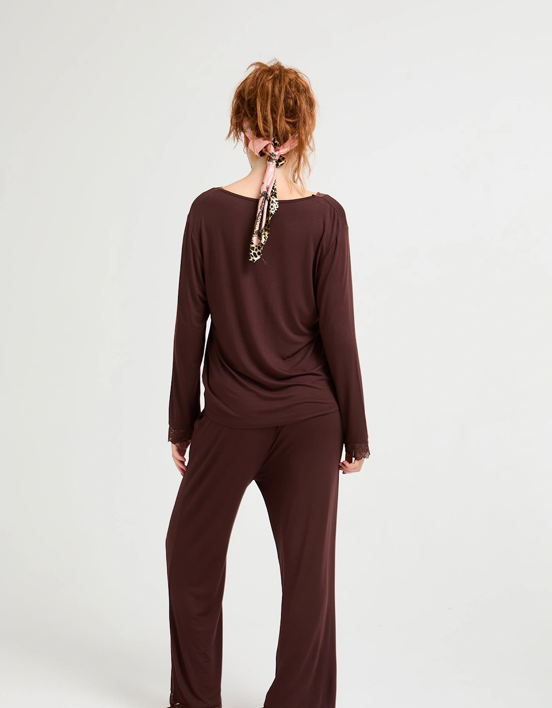 Bamboo Lace V-Neck Pyjama Set in Chocolate