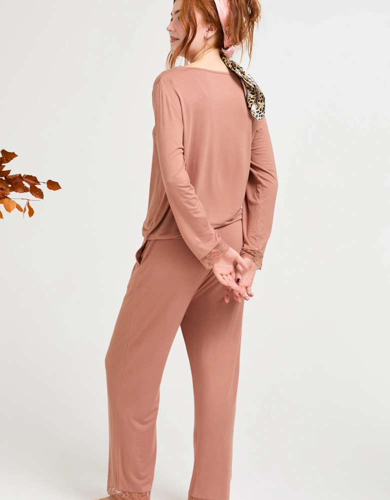 Bamboo Lace V-Neck Pyjama Set in Mocha