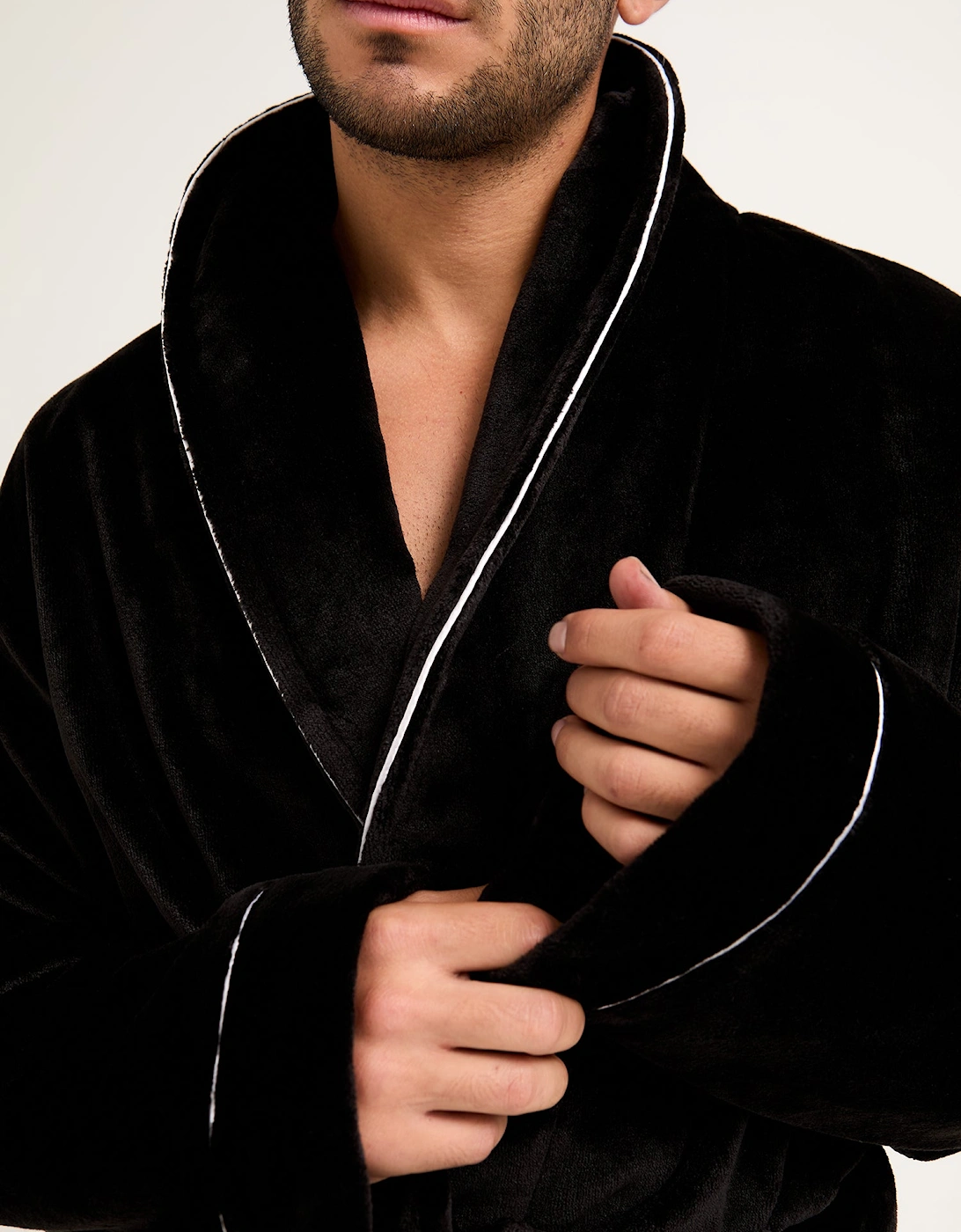 Mister You Super Plush Robe in Black
