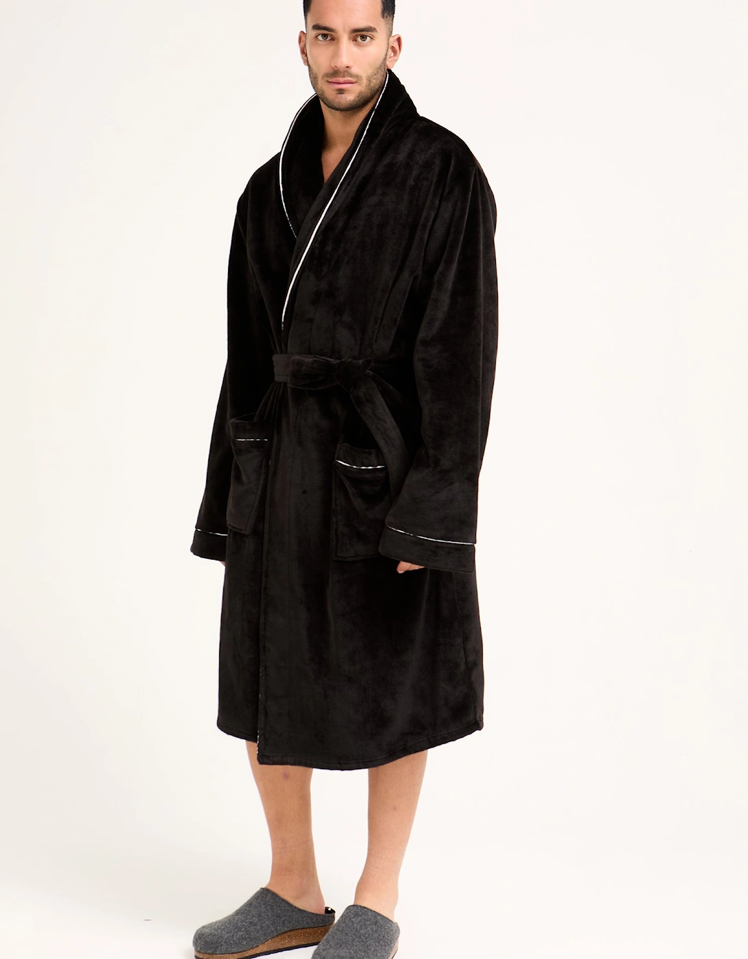 Mister You Super Plush Robe in Black