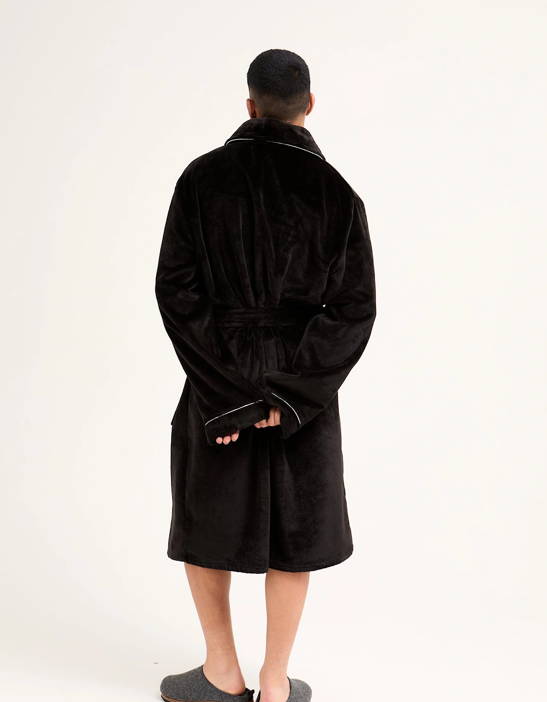 Mister You Super Plush Robe in Black