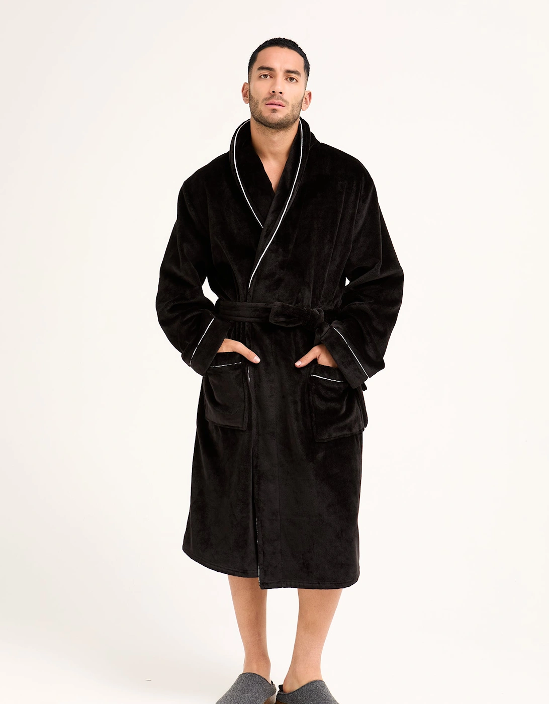 Mister You Super Plush Robe in Black