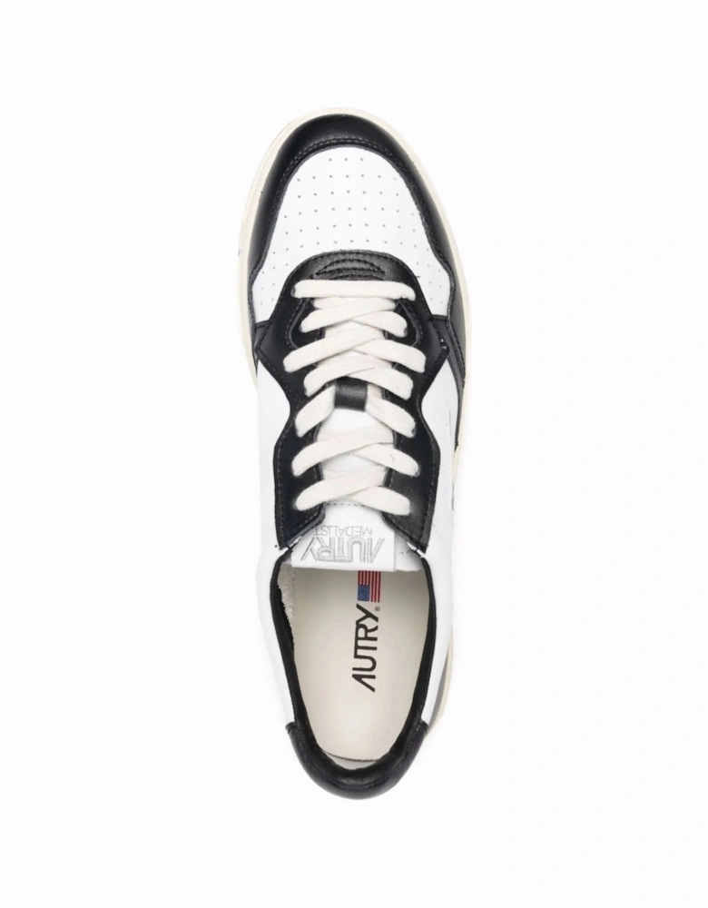 Medalist Low Sneakers White/Black