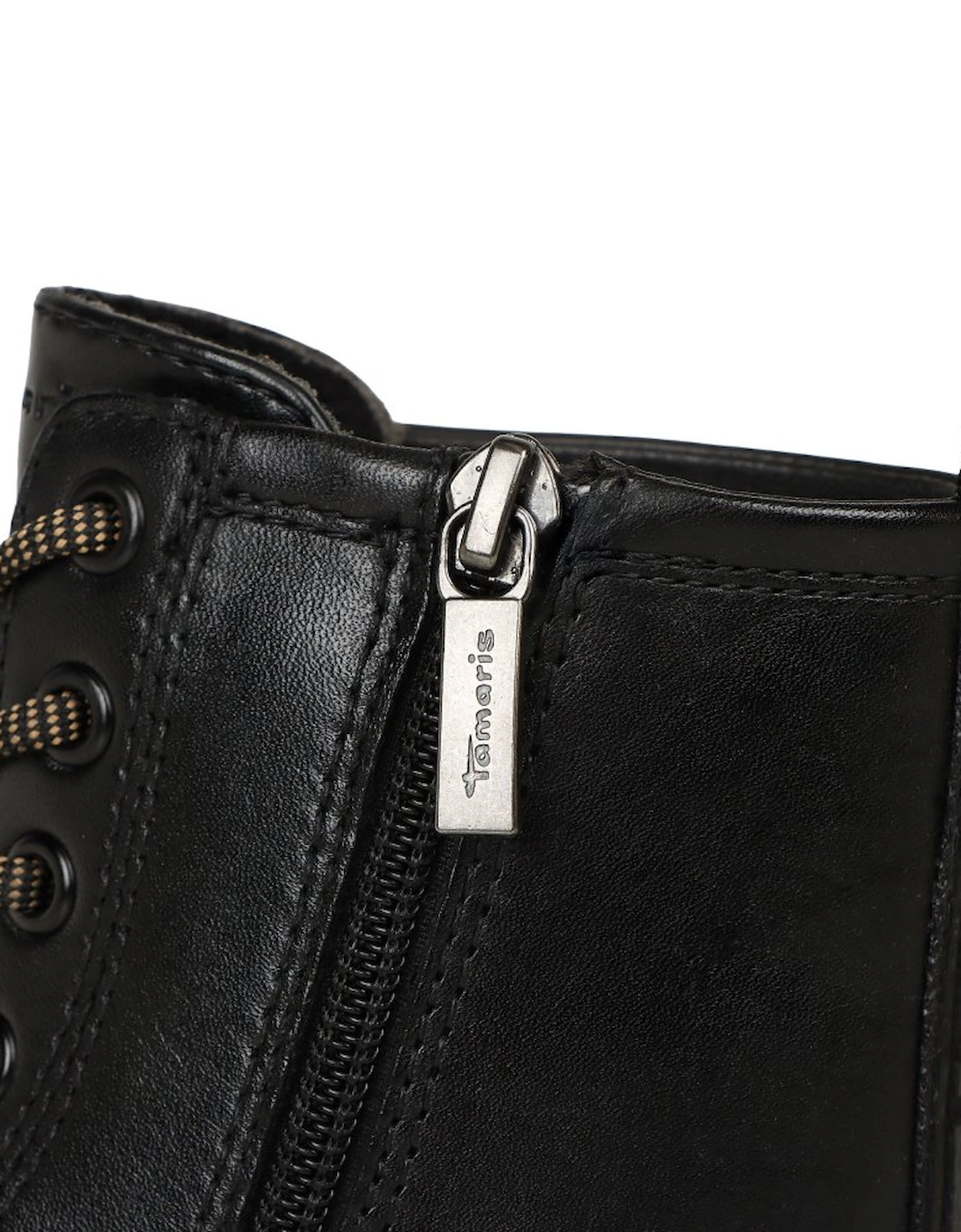 Larch Womens Ankle Boots