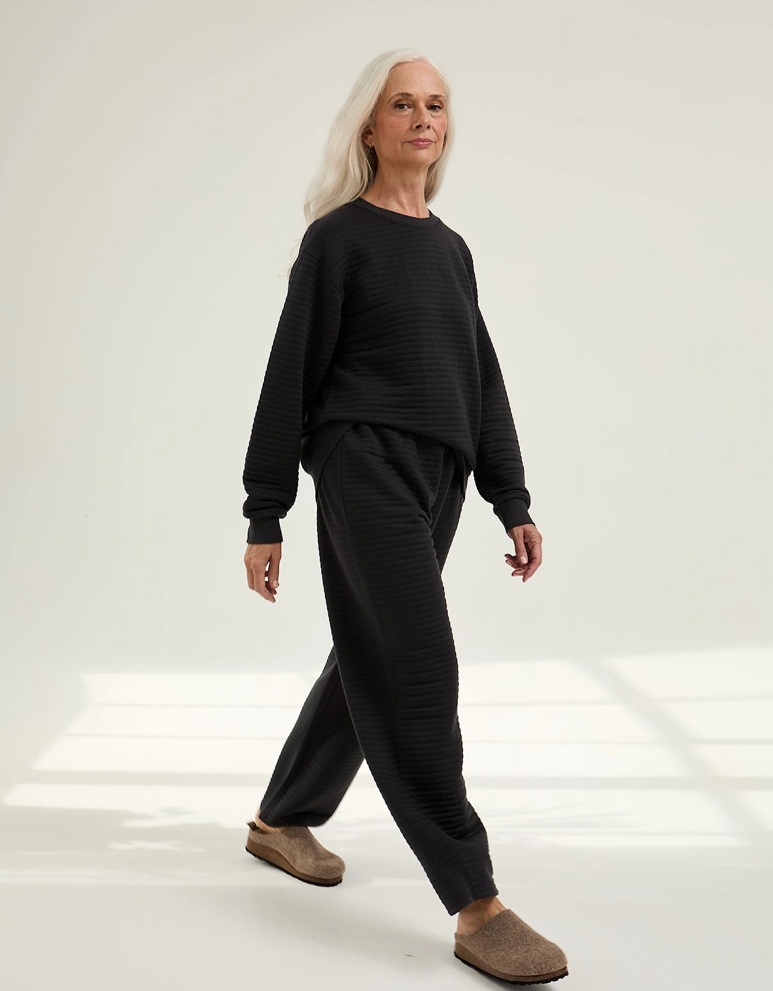 Quilted Jersey Lounge Set in Charcoal, 5 of 4
