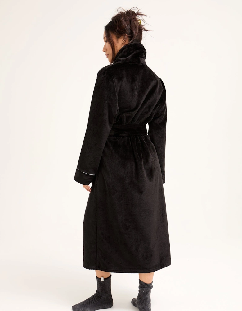 Super Plush Robe in Black